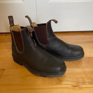 Blundstone Chise Toe Stout Brown Boots (Women's 9)